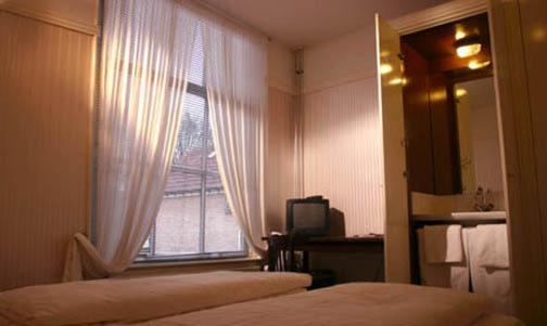 Guesthouse De Utrechtsche Dom 고우타 객실 사진