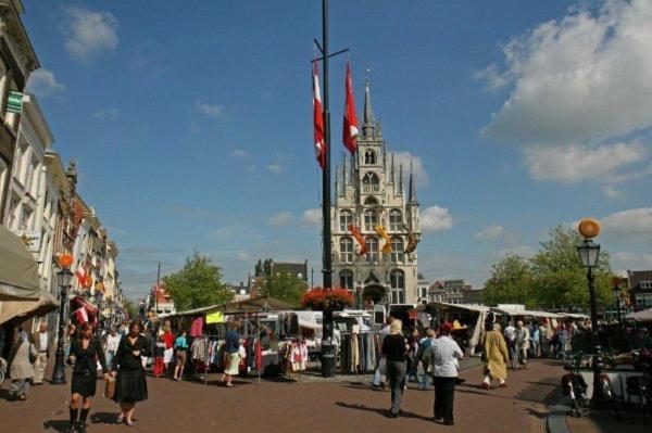 Guesthouse De Utrechtsche Dom 고우타 외부 사진